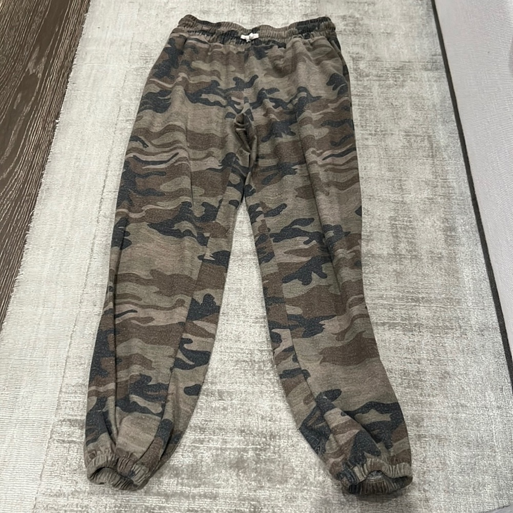 Army sweatpants